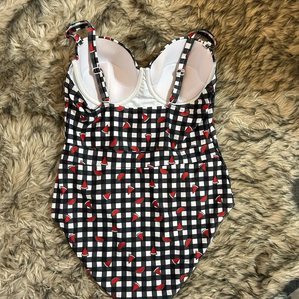 Collectif size 14 swimsuit - Picture 2 of 8